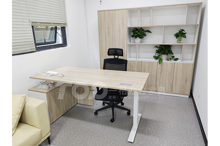 升級主管辦公桌.jpg 升級主管辦公桌.jpg